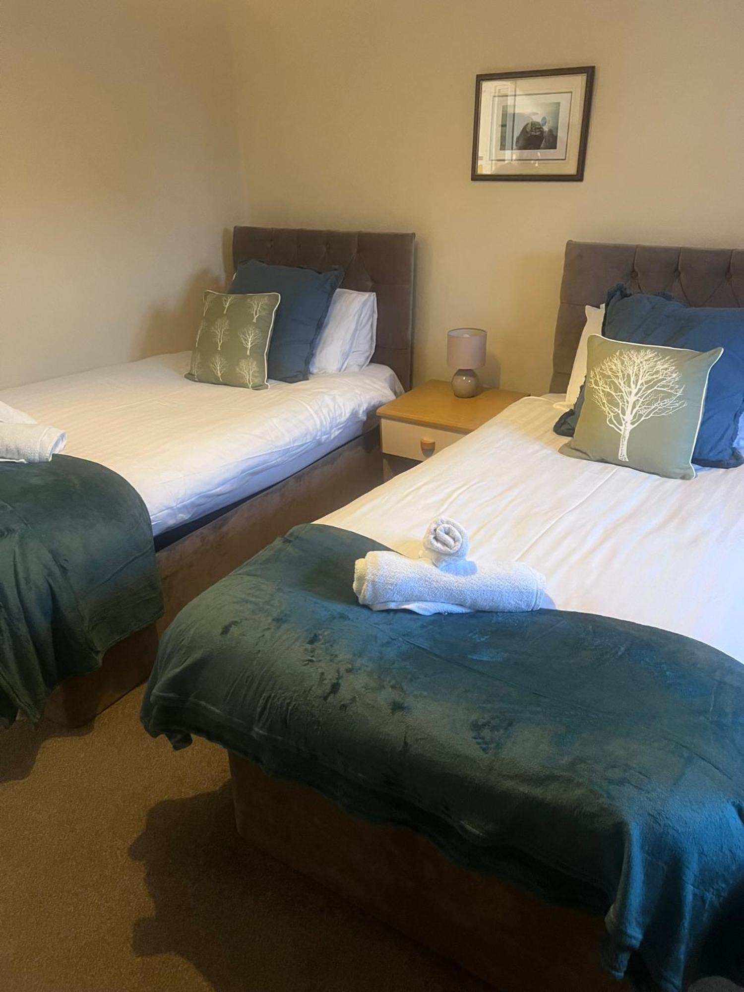 The Crown Hotel Lynton Bagian luar foto