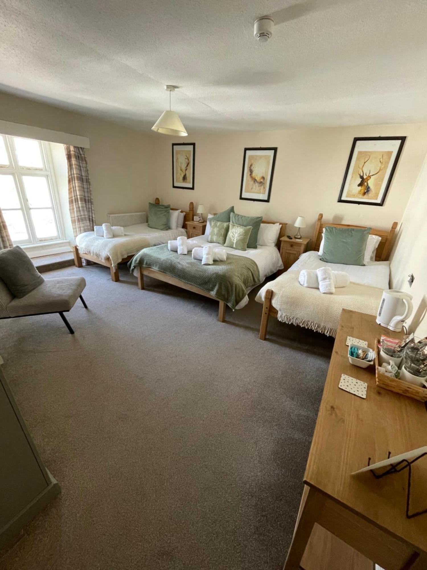 The Crown Hotel Lynton Bagian luar foto
